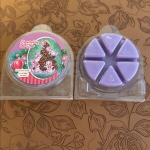 Goose Creek decorating the tree  Soy Wax Blend set of 2